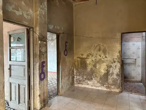 Casa 3 ambientes con 1 baño