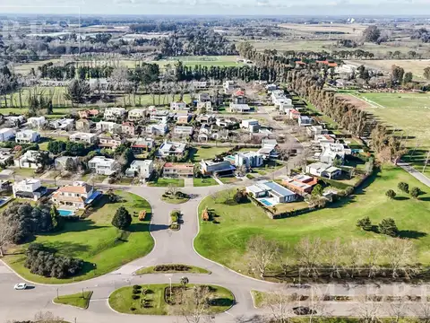 Lote interno en venta en Haras Santa Maria Barrio Los Robles