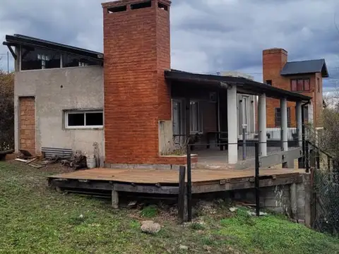 VENTA COMPLEJO DE 3 CABAÑAS VILLA RUMIPAL