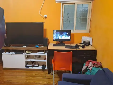 Irala 1300, Piso 1ro
