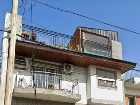 PH 3 AMBIENTES EN VENTA CON PATIO Y TERRAZA