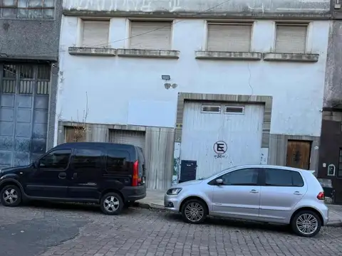 Alquiler Galpón Con Oficina Nueva Pompeya 650m2 