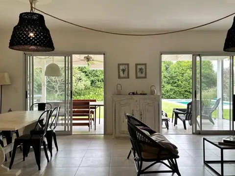 Casa en Alquiler de 3 dormitorios