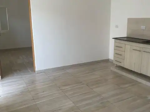 Depto Tipo Casa en Alquiler en Ciudad Madero, $ 630.000