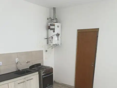 Depto Tipo Casa en Alquiler de 3 ambientes