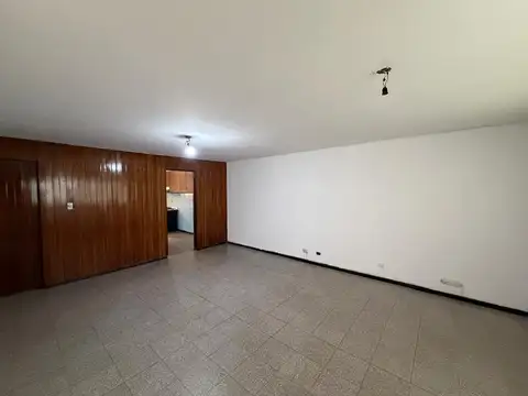 Departamento en venta 2 dormitorios con patio y cochera – apto crédito – sexta sección