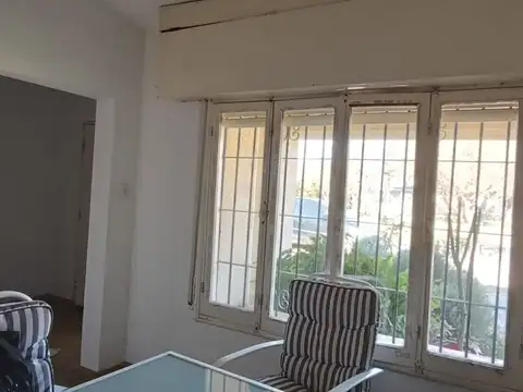 Casa 7 ambientes con 3 baños