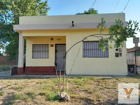 PH en venta - 2 Dormitorios 1 Baño - 75Mts2 - Santa Teresita