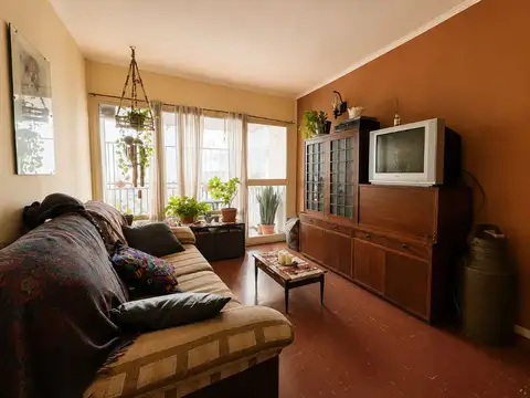 VENTA DEPARTAMENTO 4 AMB/BALCON -APTO CREDITO-