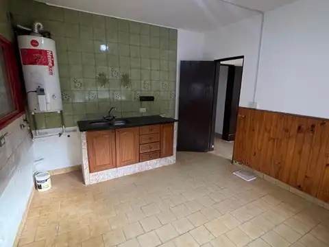 Casa en Alquiler con 1 cochera