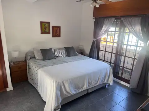 Depto Tipo Casa en Venta de 4 ambientes