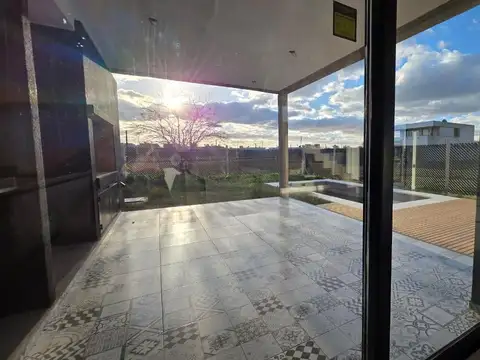 Casa en Venta en La Plata, USD 240.000