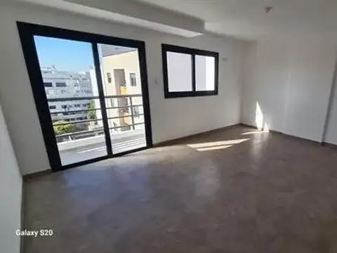 Departamento 5 ambientes con 3 baños