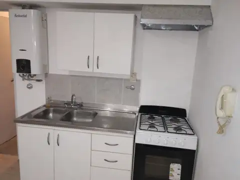 25 De Mayo 1000, Piso PB