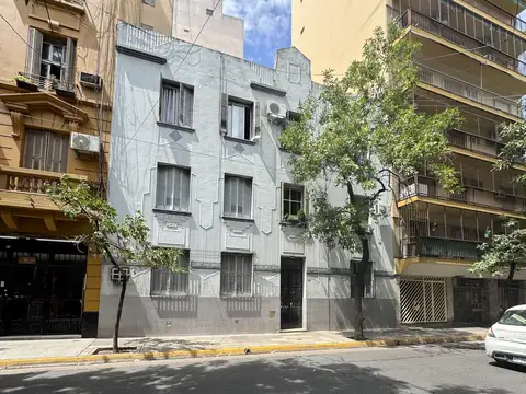 Venta PH monoambiente San Cristóbal. Refaccionado a nuevo. Amueblado y equipado .