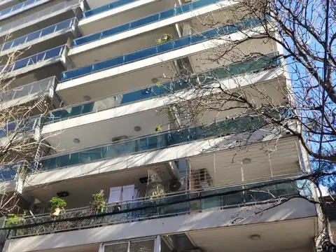 VENTA IMPECABLE DEPARTAMENTO 1 DORMITORIO. BROWN Y BV. OROÑO