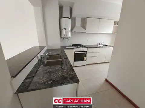 Casa 2 ambientes con 1 baño
