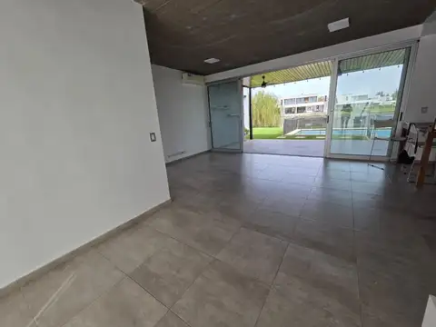 Sanguinetti 100