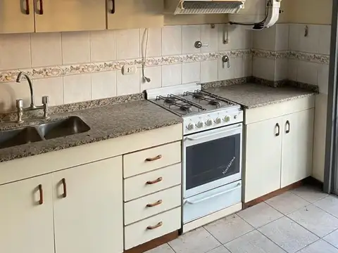 Departamento 3 ambientes con 1 baño