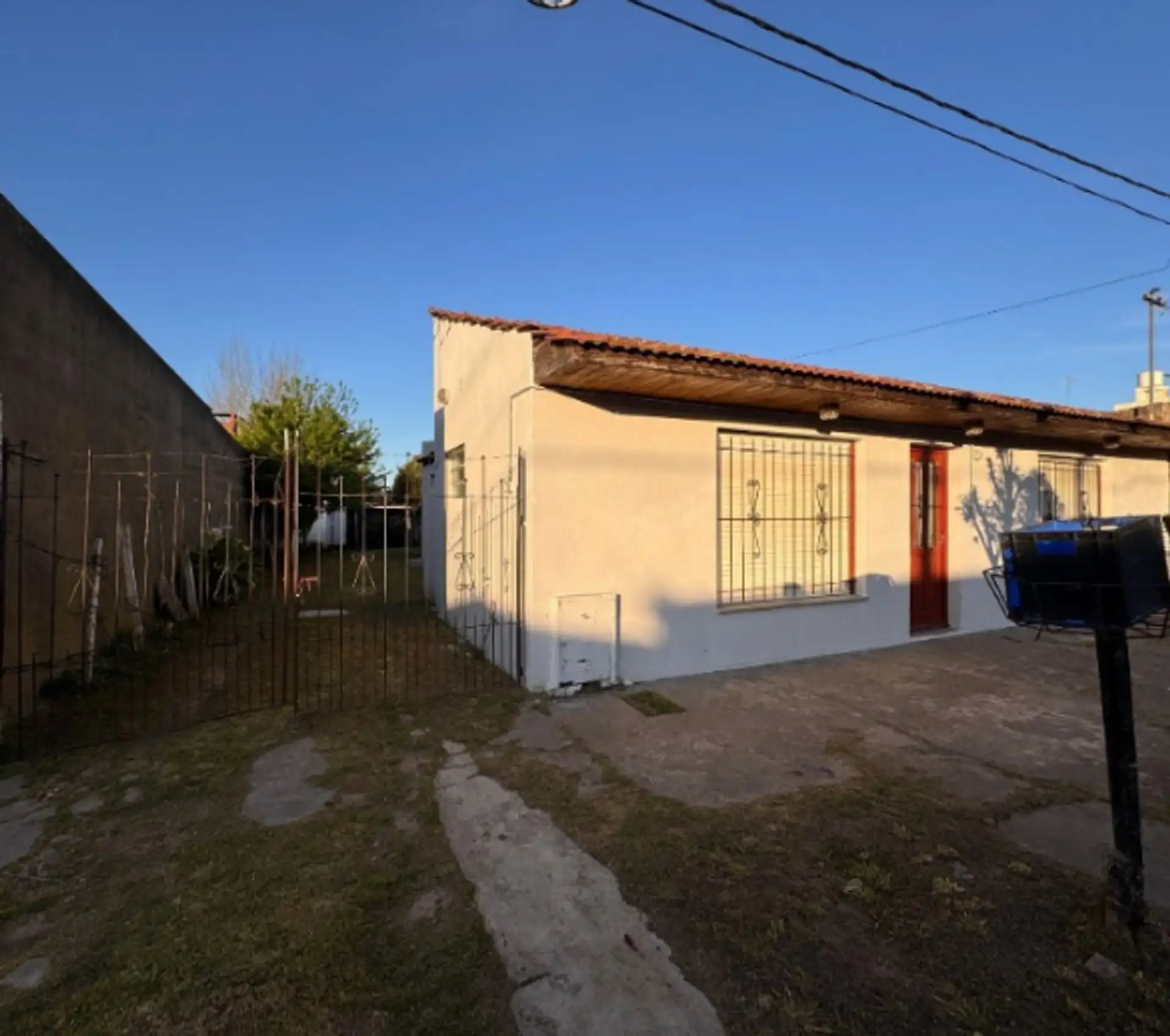Casa tipo chalet 3 amb con departamento y gran parque