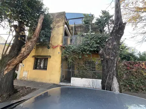 Casa en venta en Olivos, residencial, lindo diseño moderno.