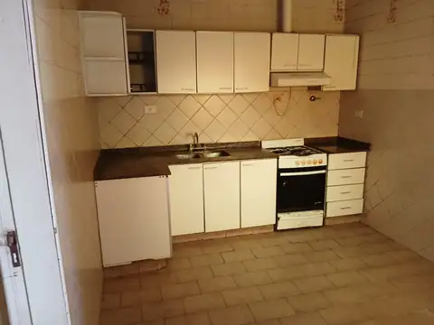 Casa en Alquiler en Jose Clemente Paz, $ 550.000