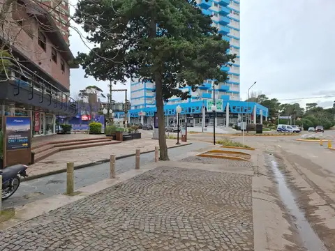Local en Venta en Pinamar, USD 195.000