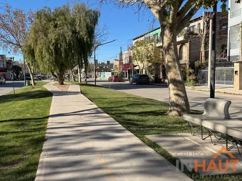 ALQUILO MONOAMBIENTE A ESTRENAR Alem al 800