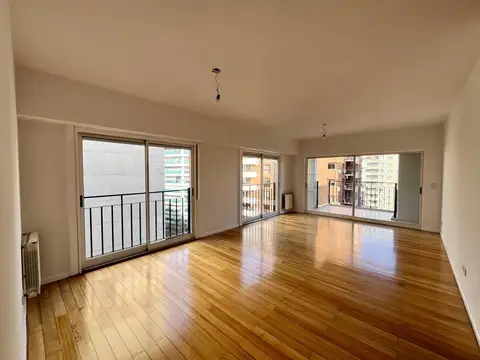 Departamento en Alquiler de 4 ambientes