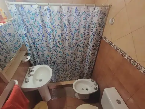 Depto Tipo Casa en Venta 40 años