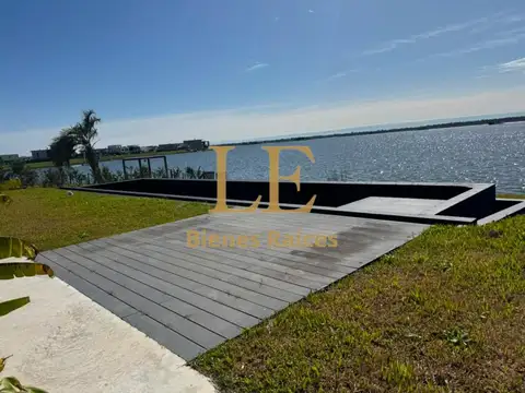 Casa en Venta en Puertos - Barrio Marinas, USD 1.680.000