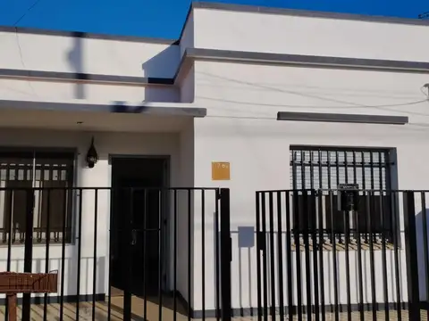 Depto Tipo Casa en Alquiler de 2 dormitorios