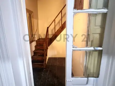 VENTA PH 2 AMBIENTES CON ENTRE PISO EN LA BOCA, BAJAS EXPENSAS