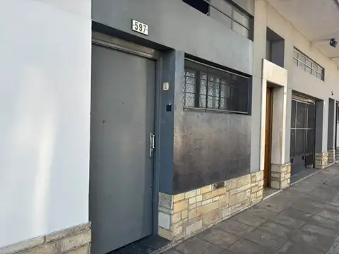 Monoambiente entrada individual en PB | Haedo/Morón | Sobre av. Balbin