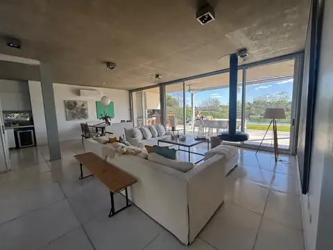 Casa en Alquiler Temporal en Villanueva, USD 5.900