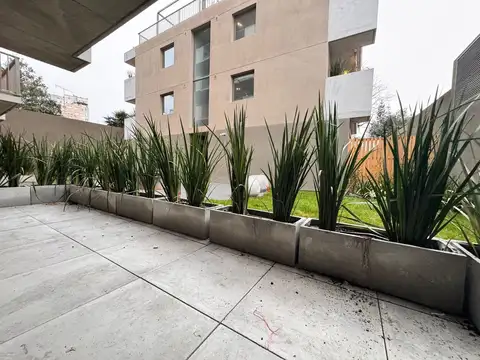 Venta Parque Batlle 1 dormitorio planta baja