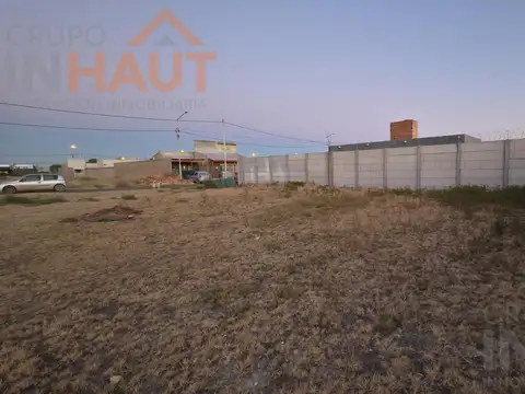 Terreno en Venta 25  mts Fondo