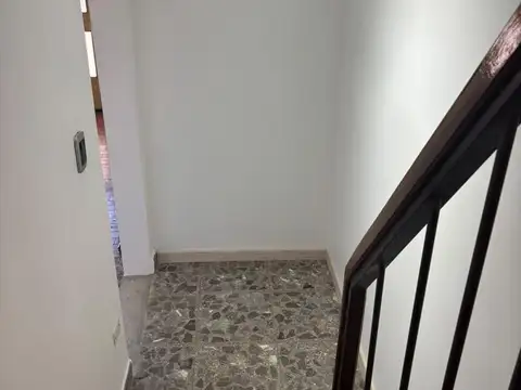Depto Tipo Casa en Alquiler de 2 dormitorios