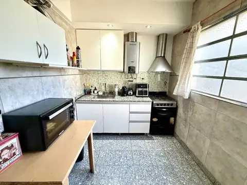 Depto Tipo Casa en Venta de 6 ambientes