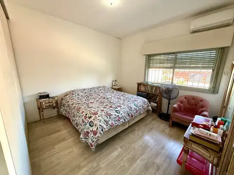 Depto Tipo Casa 6 ambientes con 2 baños