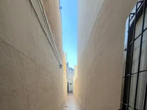 Depto Tipo Casa 3 ambientes con 2 baños