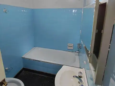 Depto Tipo Casa en Venta 40 años