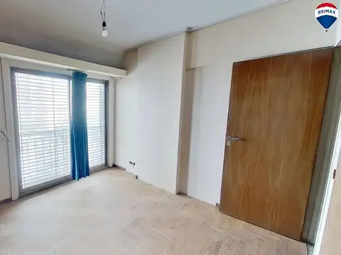 VENTA DEPTO 4 AMB CON DEPENDENCIA AVELLANEDA CENTR