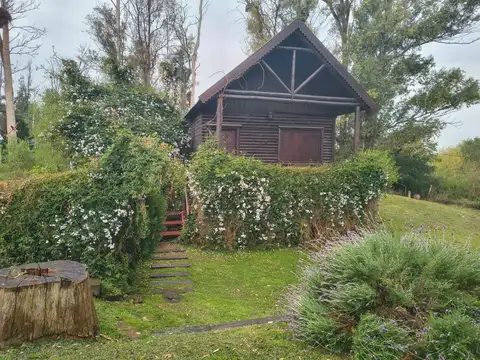 VENTA CABAÑAS EN ANDINO + PILETA Y QUINCHO
