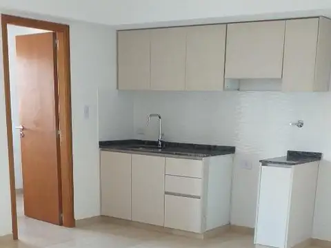 Departamento en Alquiler en Monte Grande, $ 900.000