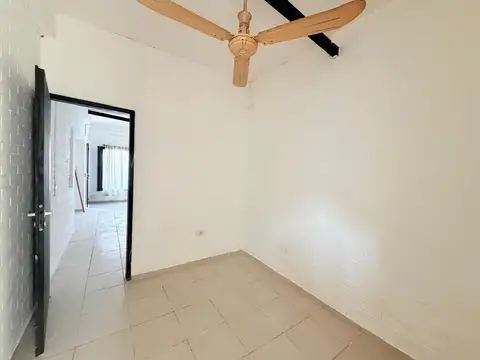 Depto Tipo Casa en Alquiler de 2 ambientes