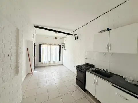 Depto Tipo Casa en Alquiler de 1 dormitorio
