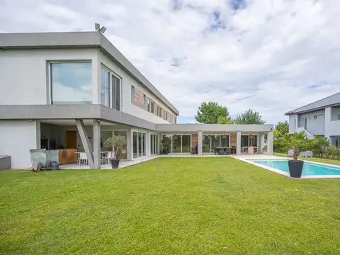 CASA VENTA 6 AMBIENTES TERRAVISTA FONDO LAGUNA