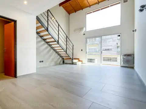 Casa 2 ambientes con 1 baño