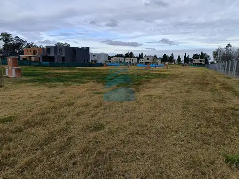 Terreno en Venta 18  mts Fondo